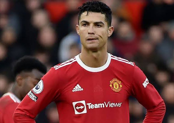 Cristiano Ronaldo to Ralf Rangnick when they were at Manchester United: 🗣️“I’ll tell you how we’re going to do it; I play 4 out of 5 matches. You decide which match I don’t play, but I don’t go on the bench, I watch it at home on TV.” 😳