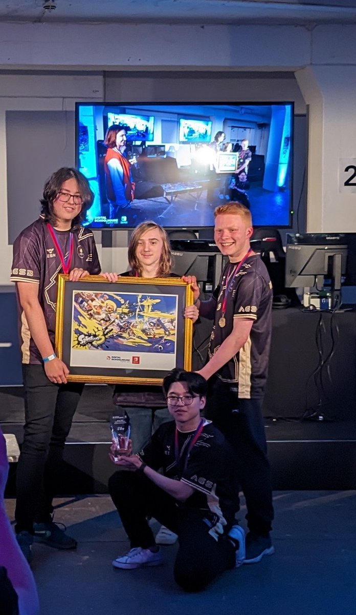 Introducing your #Splatoon3 Digital Schoolhouse grand final winners... @agsbesports! 🏆🐙 Massive congratulations to Altrincham Grammar school for emerging as our first ever Splatoon 3 champions, beating 54 other schools to secure the top spot 🏁✅