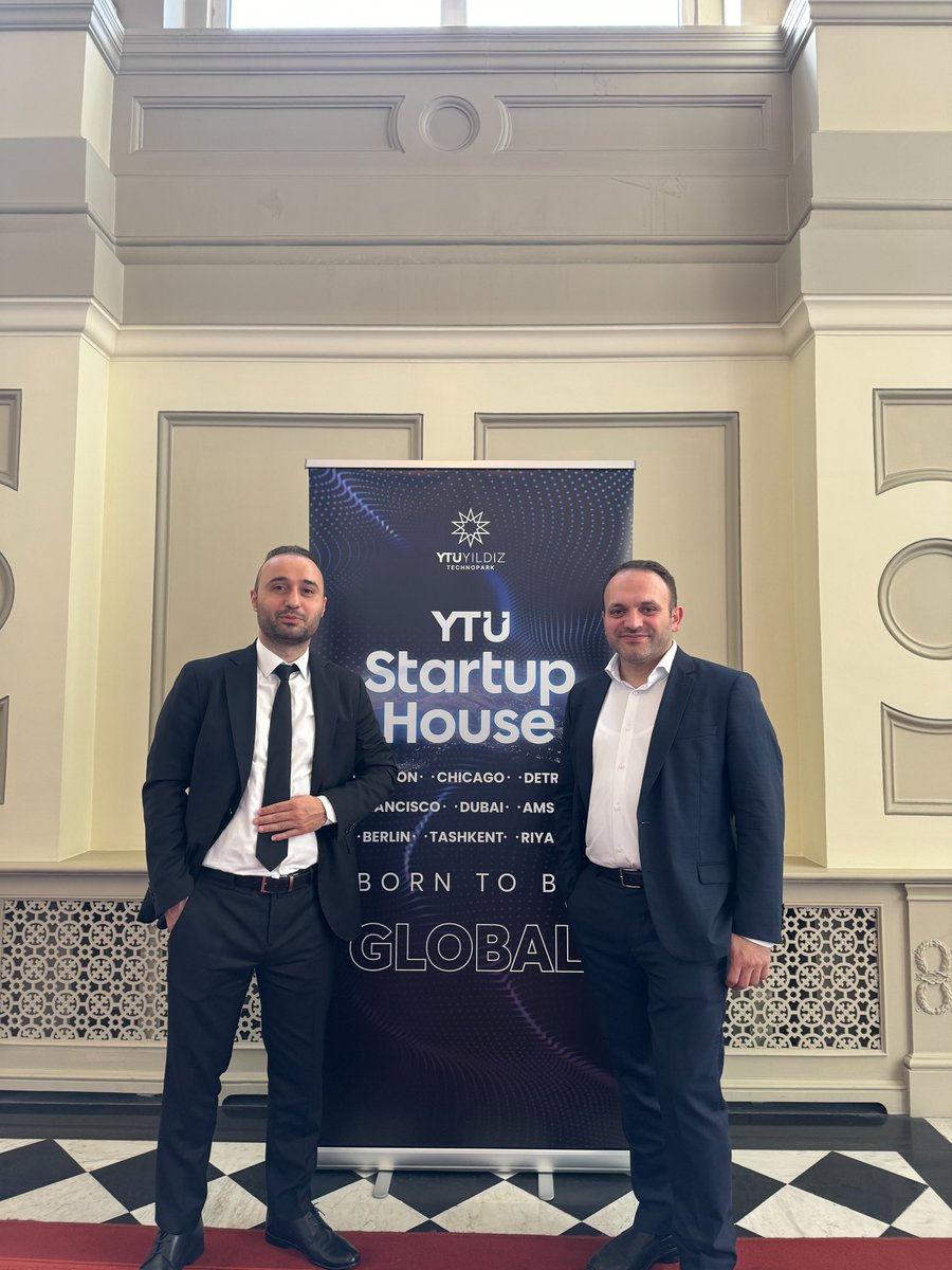 nar_fon's tweet photo. YTÜ @yildizteknopark Londra Ofisinin Lansmanı için İngiltere Başkonsolosluğu’nda düzenlenen etkinliğe katılım sağladık.

Bu süreçte büyük emeği bulunan @proftameryilmaz  Hocamıza, @orhantanisman Bey’e ve ev sahipliği için İngiltere İstanbul Başkonsolosu @KenanPoleo Bey’e teşekkür ederiz.

Hoşgeldin Londra!