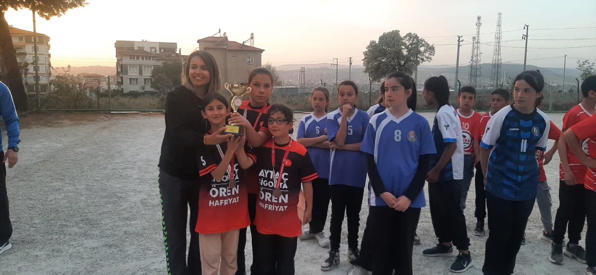 2023-24 Okul Sporları Bocce Küçük Erkekler İl Birinciliği Müsabakaları, oynanan final maçları ile son buldu Müsabakalara katılan ve dereceye giren sporcularımızı tebrik ederiz.👏 @gencliksporbak @OA_BAK