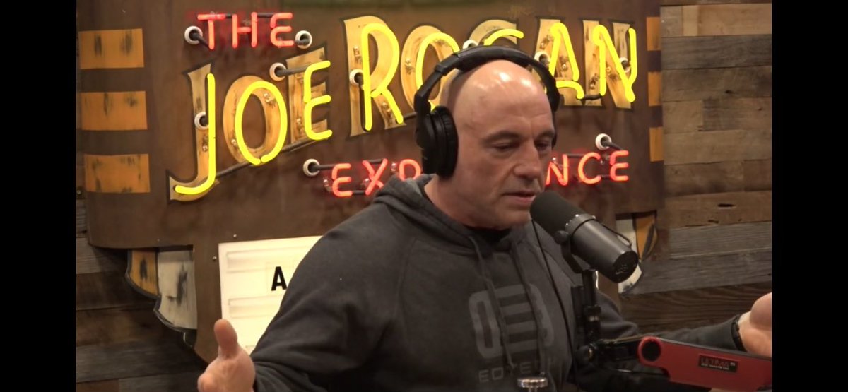 Makes us happy to see our Hoodie is keeping Joe comfy on his show!! Get your very own EOTECH Hoodie eotechinc.com/eotech-logo-co… #JoeRogan #hoodie #EOTECH