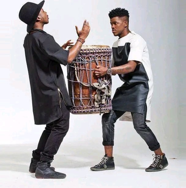MDNnewss's tweet photo. Black Motion Reunites ❤

Black Motion are back after almost two years of not working together, they set to drop a song titled "Takala" on 10th of May with Dj Buckz &amp; Afrikan Roots https://t.co/AKEHPbbto7