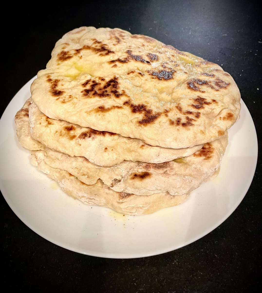 _sarahdavies's tweet image. Can’t beat a stack of freshly homemade flatbreads drizzled in EVOO. Equal parts SR flour/greek yog #thursdaybakes
