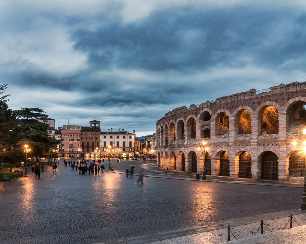 Hach, die Sehnsucht nach diesen italienischen Plätzen hört wohl nie auf!

#Verona