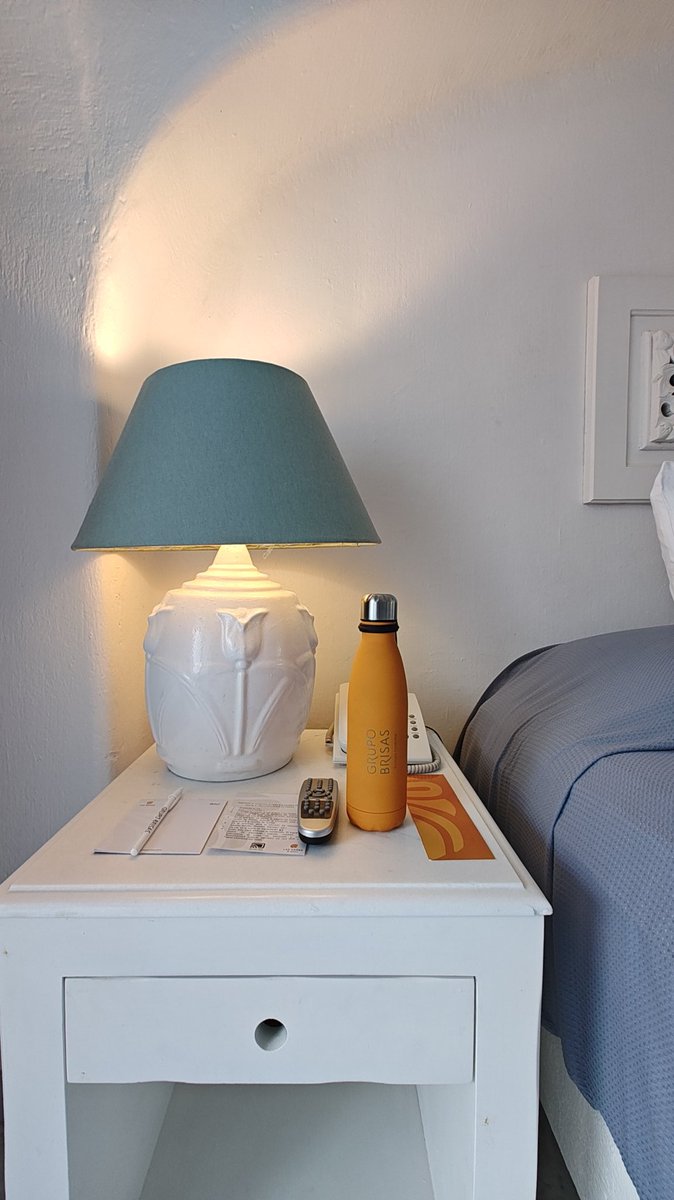 tipsdeviajero's tweet photo. Así es mi habitación en Las Hadas by Brisas #LasHadasbyBrisas #sientelabrisa @hotellashadas @grupobrisas https://t.co/QdSzfADFI8
