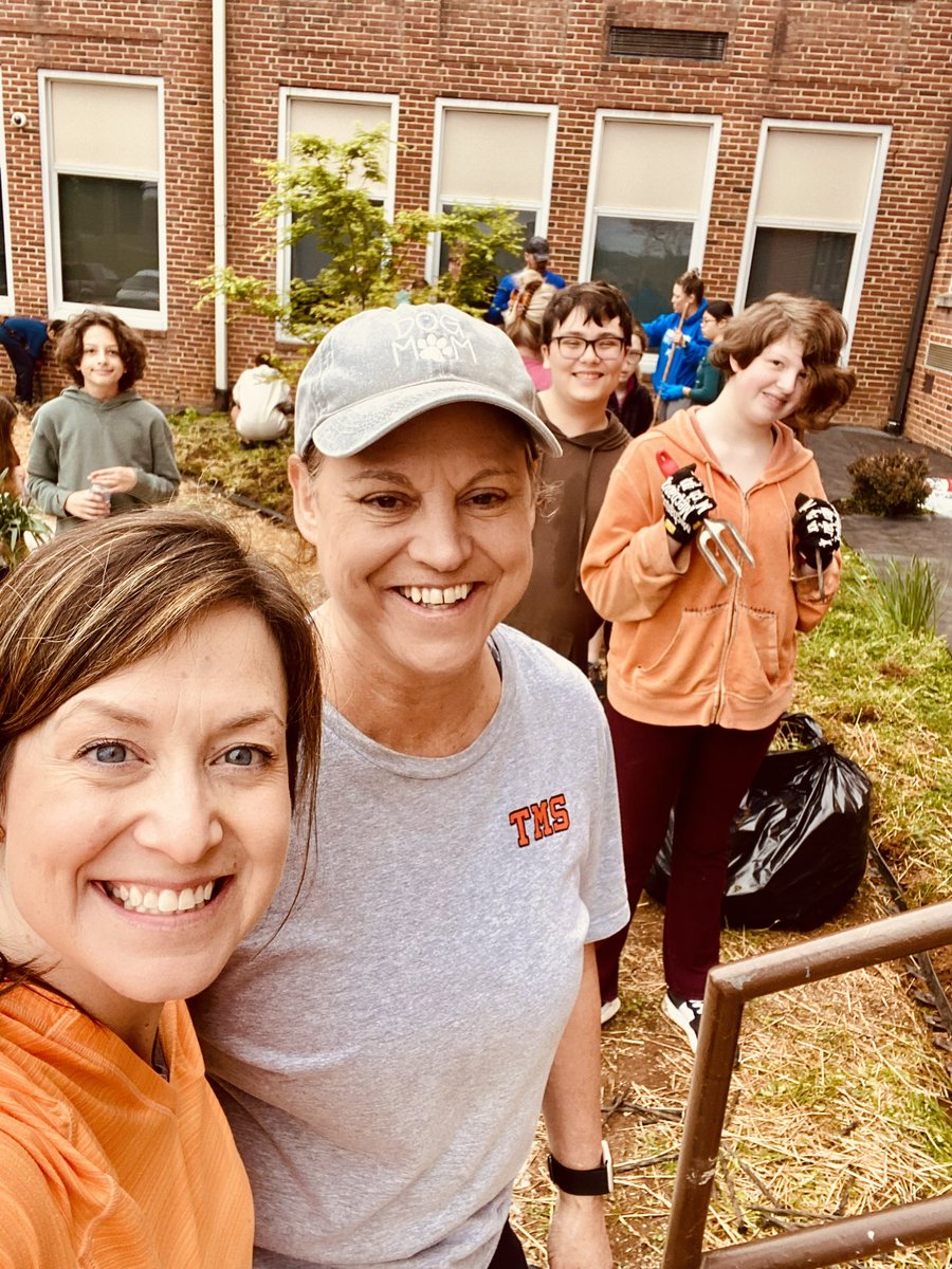 Taylor Middle School tweet media