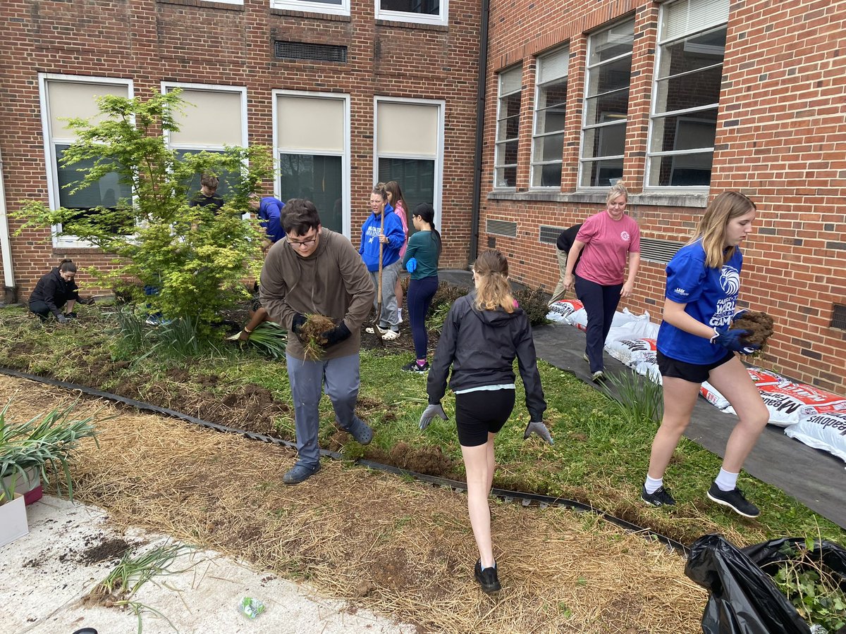 Taylor Middle School tweet media