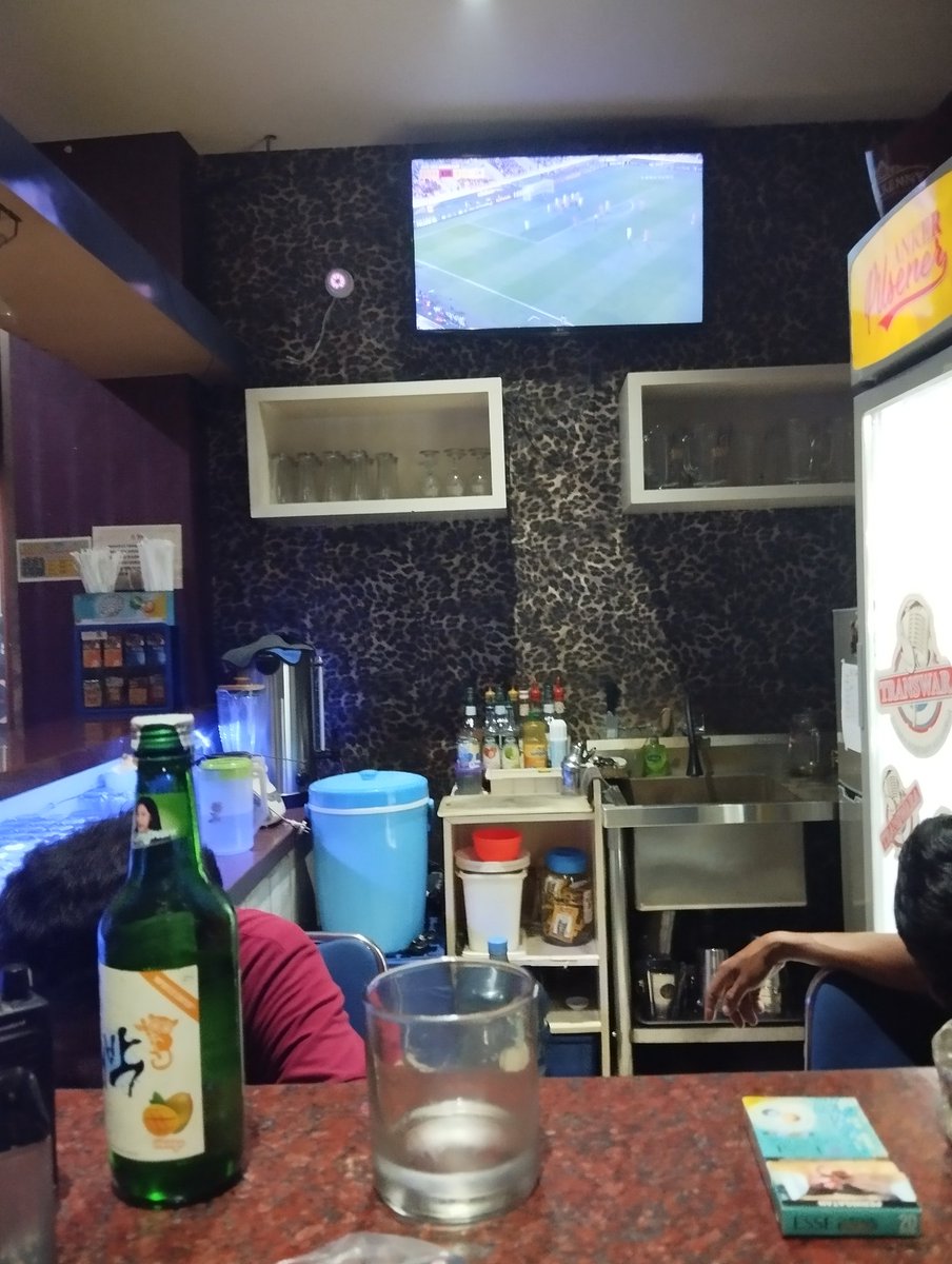 OriginalLukman's tweet photo. Nobar indonesia-korea #bola #IndonesiaEmas https://t.co/01OLmHSwte