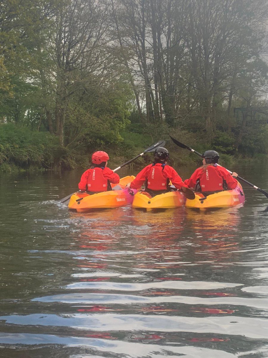 CcfTorquay's tweet image. 🌊 Paddles up! Excited for another first day of the season on the water! 🚣‍♂️ #KayakingCadets #PaddlePower #TorquayAcademy