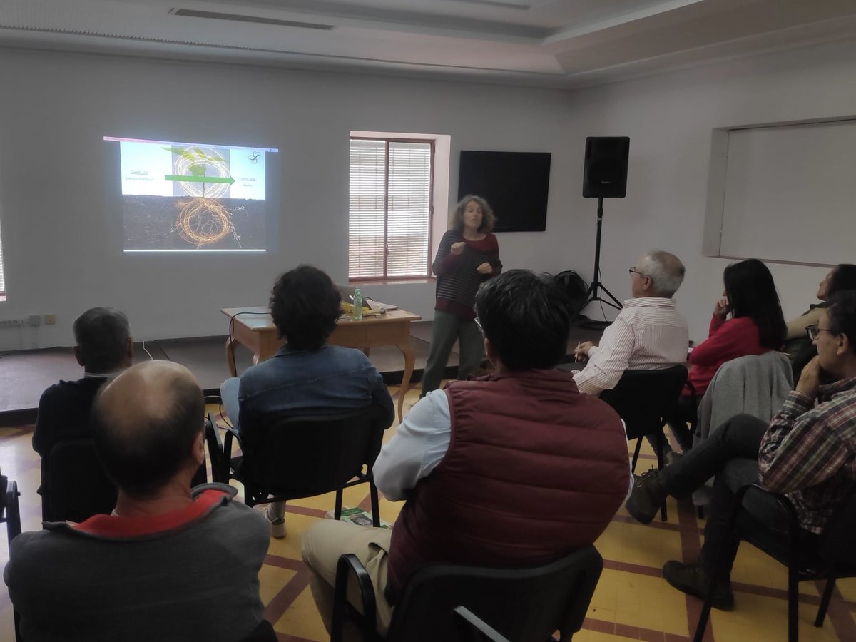 📷 Hoy hemos vivido en la Olivarera Los Pedroches acogerá una Jornada de Agricultura Biodinámica con una conferencia de Noelia Rodríguez, gerente de la Granja Vega Torralba - BIO.