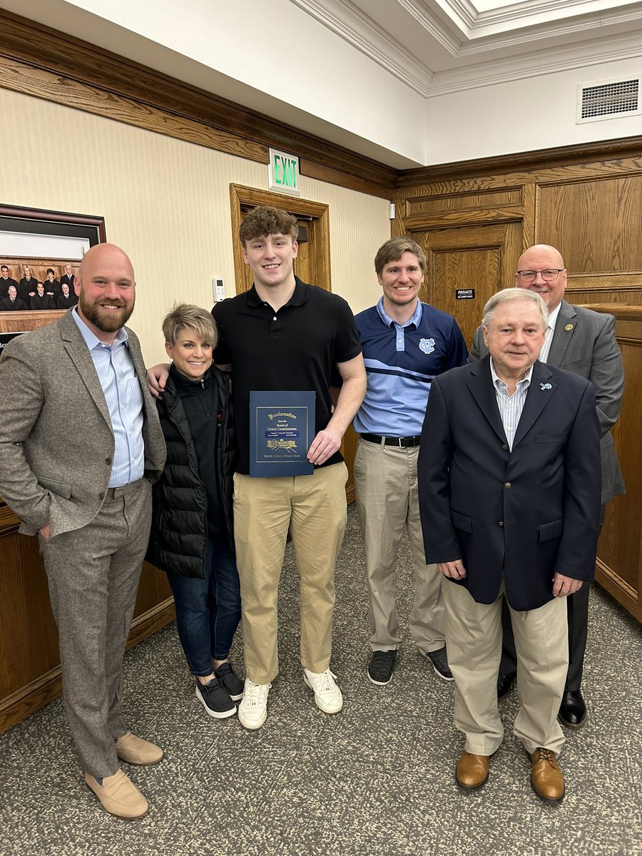 warriors_cv's tweet photo. It was honor for Brenan Morgan to receive a Proclamation from the Beaver County Commissioners today! Thank you Commissioners Camp, Amadio, and Manning!
@CampDaniel3 @MorganBrenan https://t.co/lrpXDj78ST