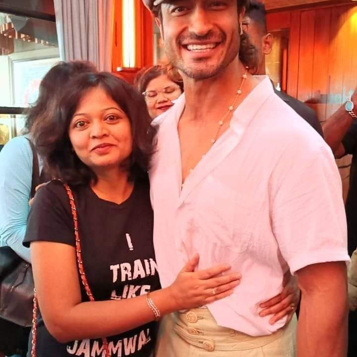 PRIYA BHATTACHARYA & VIDYUT JAMMWAL'S TEAM KOLKATA tweet media