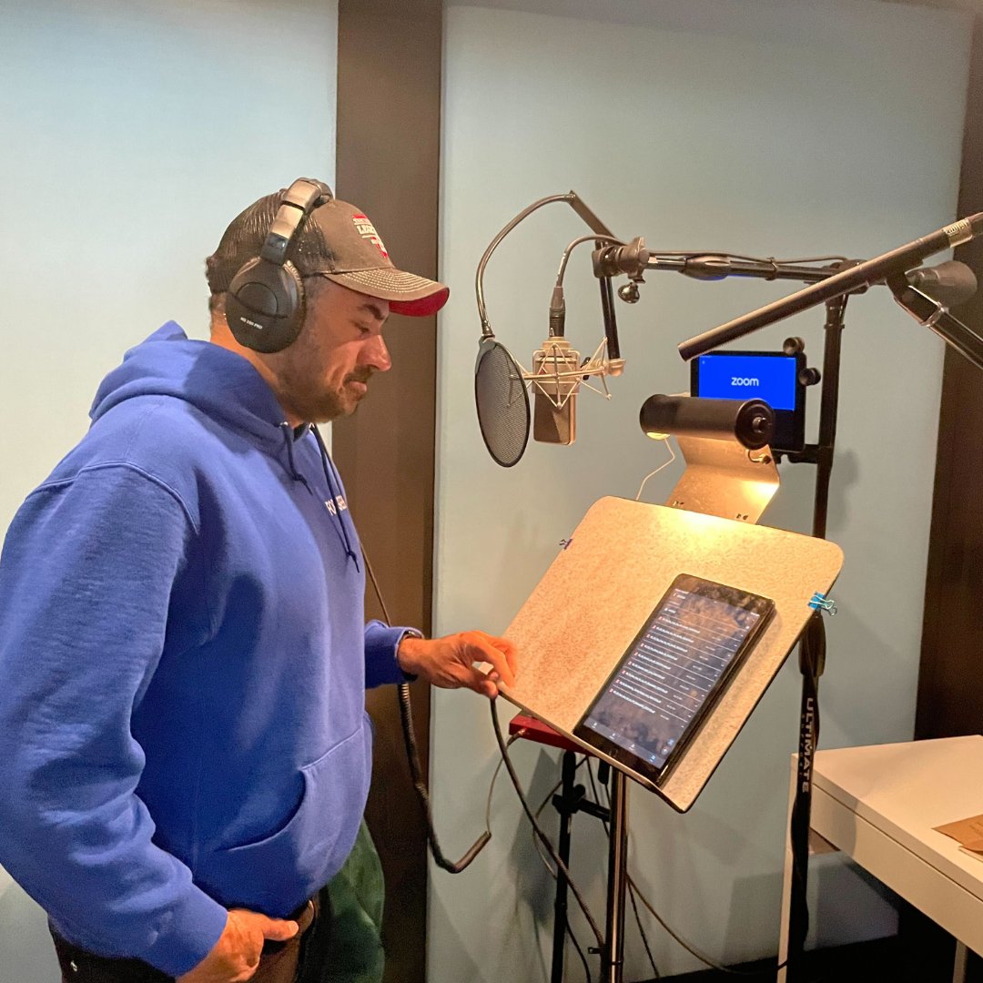 fullenglishpost's tweet photo. Caught in action! @kalpenn bringing his talent and charm to our studio while recording some VO. What a blast!

#postproductionstudio #audioexperts #nycstudio #creativesounddesign https://t.co/miqc4teClK