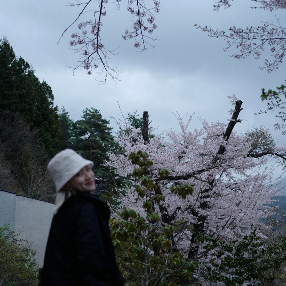 Sadboobs: Spill the Beans [Pt 1] POV: I was eating ice cream in front of Mt Fuji, immersing myself in onsens, and looking at cherry blossoms while slowly processing my emotions towards the end of this wild journey— as if I was in Hilumia thinking about the Alley.....[ Flashback…