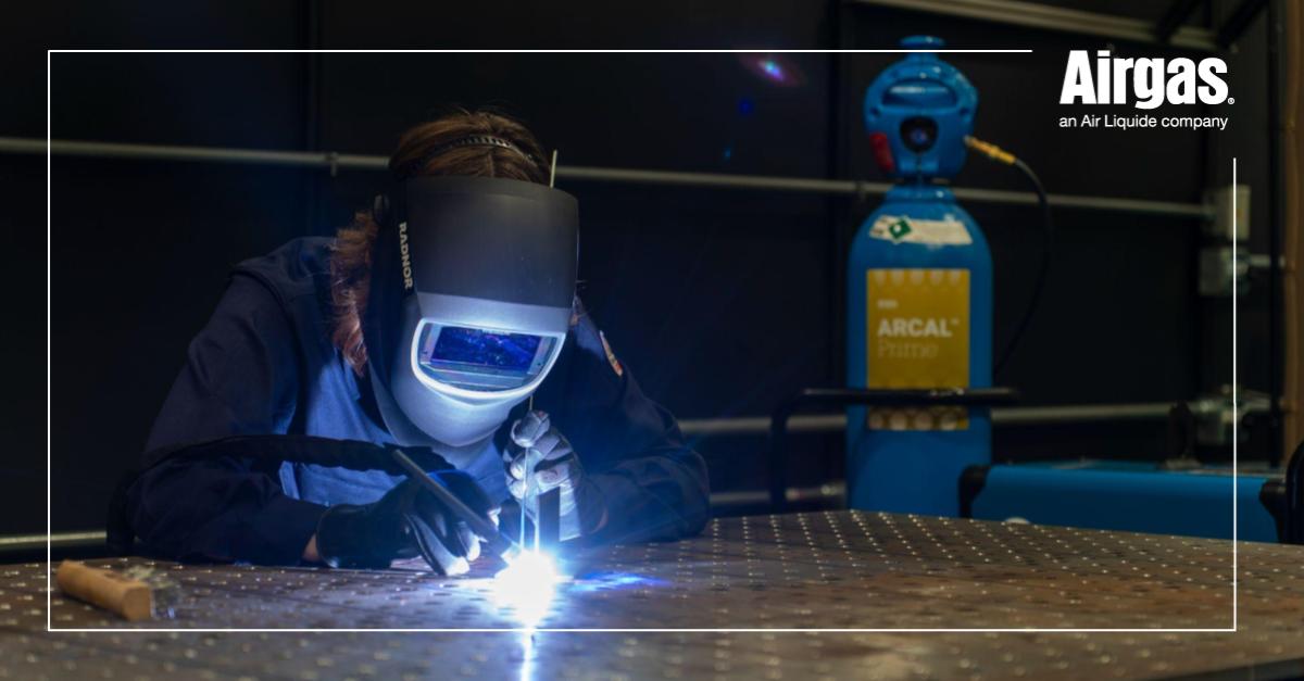 Choosing the right shielding gas for your welding process is vital to ensuring final product quality. Discover how ARCAL™ shielding gases can simplify your arc welding and reduce costs: bit.ly/3Uxljve 
#NationalWeldingMonth