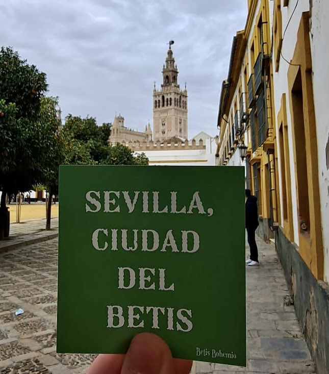 BetisBohemio's tweet photo. Nuestro proyecto nacía tal día como hoy hace 3 años para generar cultura, idiosincrasia y sentido de pertenencia al @RealBetis Balompié.

3 años después, seguimos teniendo claro que ser bético es un deber moral para con la capital del mundo. 💚 https://t.co/usBERqoE3l