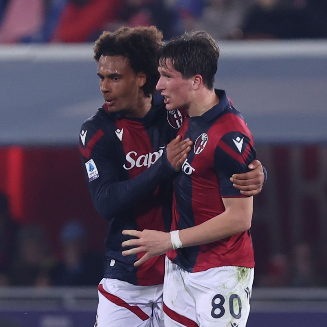 Inter_Xtra's tweet photo. Bologna values Joshua Zirkzee at €60M and #inter will have to get creative to reach this price. 🇳🇱

First, Giovanni Fabbian could come into play. The midfielder is currently a Bologna player, but #Inter has a €12M buyback clause active in 2025. This prevents Bologna from negotiating a potential higher sale on the 21-year-old. There is the possibility to renegotiate and even remove this clause if it meant lowering Zirkzee's price in a deal to join #Inter. 🇮🇹

[via @Gazzetta_it]