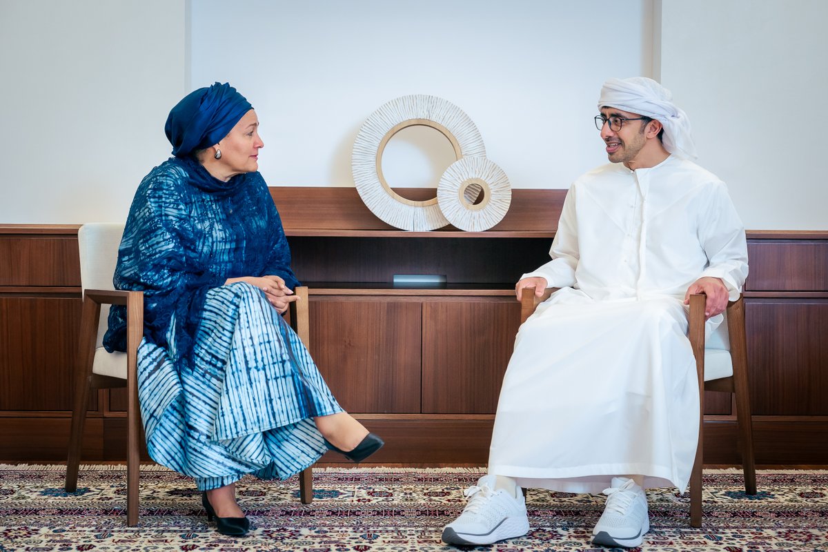 Abdullah bin Zayed discusses with Amina Mohammed, UN Deputy Secretary-General various paths of cooperation between 🇦🇪 & 🇺🇳 , especially at the humanitarian and development levels. They also discussed current developments in the Middle East.