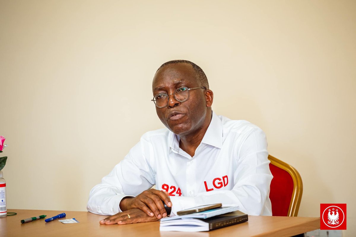 #RDC: Contrairement à @nskazadi, @Mapon_Matata reste le MinFin qui n’a jamais volé les coffres du peuple, mais qui au contraire a enrichi la nation grâce à un travail honnête, produisant des résultats tangibles qui résonnent avec le progrès, la prospérité et le bien commun.