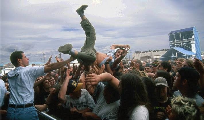 La historia de Lollapalooza será abordada en una nueva serie documental de Paramount+ para coincidir con los festejos por su 30° aniversario. Se estrenará el 22 de mayo en todo el mundo: tinyurl.com/jdvsdb7c