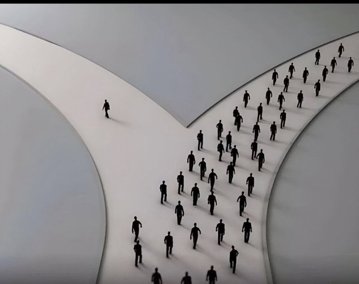 Çoğunluğu takip etme!
Doğru yolu takip et.💯