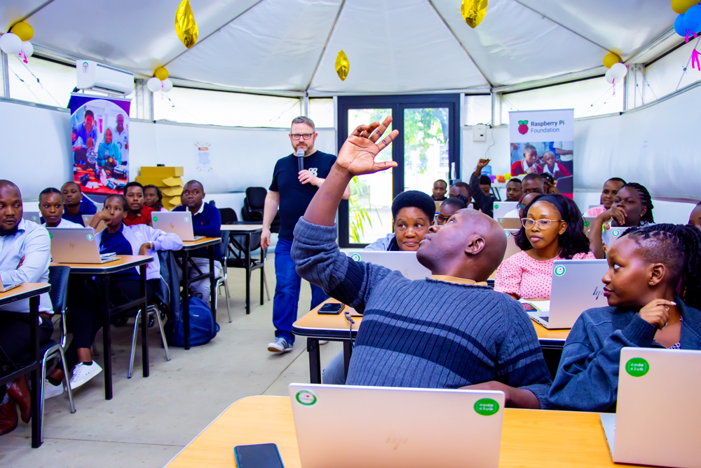 techkidzafrica's tweet image. It's a wrap!
Day One of training for our Master trainers was a success!
We delved into the Advancing Computing Literacy Project, with the @RaspberryPi_org team leading engaging lessons and activities.
We are excited for Day 2!
#AdvancingComputingLiteracyProject