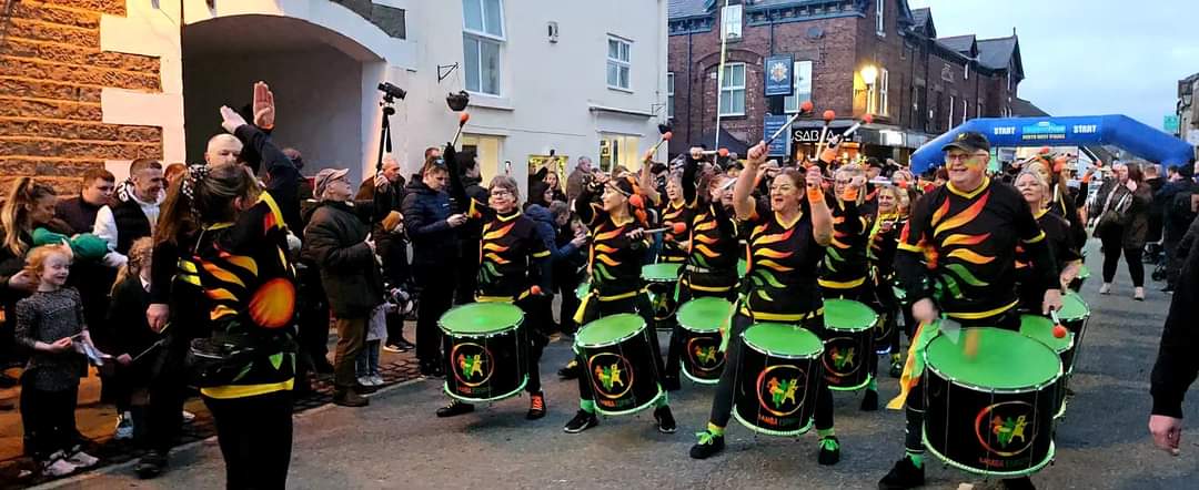 This time next week, Samba Espirito will be making their way down Market Street West, from Chain House Brewing Co., past LOST Bar to Chew's Yard. We hope you can join us for this spectacular FREE opening event! Starts at 7pm, arrive at 6.45pm as we expect it to be busy! ✨