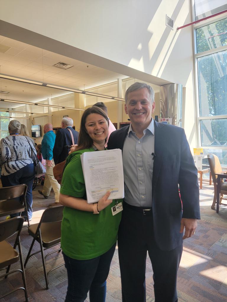 Career Center Media (@ccmediacenter1) on Twitter photo CC teacher Ms. Velasco shares a project with Attorney General Josh Stein where her students analyzed his speeches. How nice to be able to share in person!
<a href="/CCwsfcs1/">Career Center HS/WSFCS</a> <a href="/wsfcs/">WS/FC Schools</a> <a href="/TriciaTMcManus/">Tricia McManus</a> CC teacher Ms. Velasco shares a project with Attorney General Josh Stein where her students analyzed his speeches. How nice to be able to share in person!
<a href="/CCwsfcs1/">Career Center HS/WSFCS</a> <a href="/wsfcs/">WS/FC Schools</a> <a href="/TriciaTMcManus/">Tricia McManus</a>