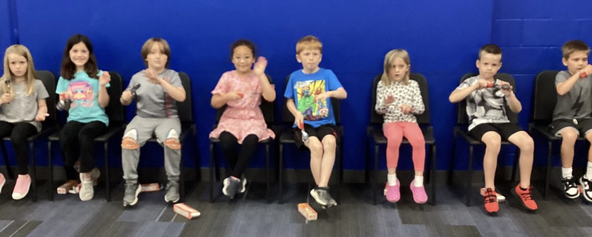 bwsapp94's tweet photo. @BriarwoodElem ;Bulldogs 512;@theSMSD 

Briarwood Elementary students have been practicing rhythm patterns with musical spoons. https://t.co/jrmNWylgSL