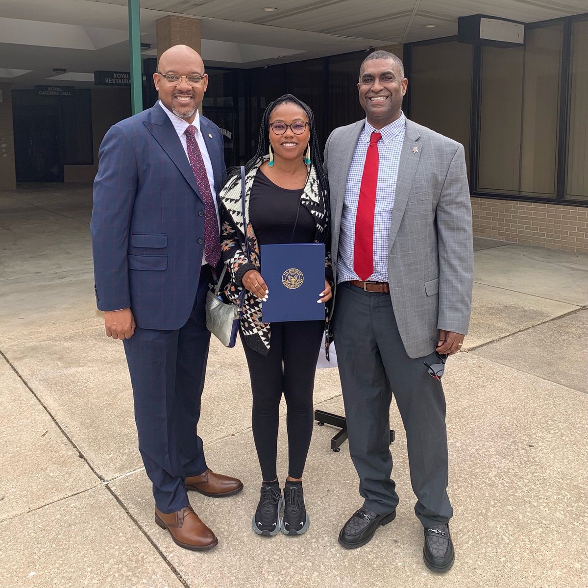 Call_Me_Dutch's tweet image. Last week, #TeamDutch’s Danielle joined the Randallstown NAACP, law enforcement, elected officials &amp;amp; residents for a community walk in Pikesville. These events help residents illuminate issues that are important to them &amp;amp; connect them to elected officials who can help solve them!