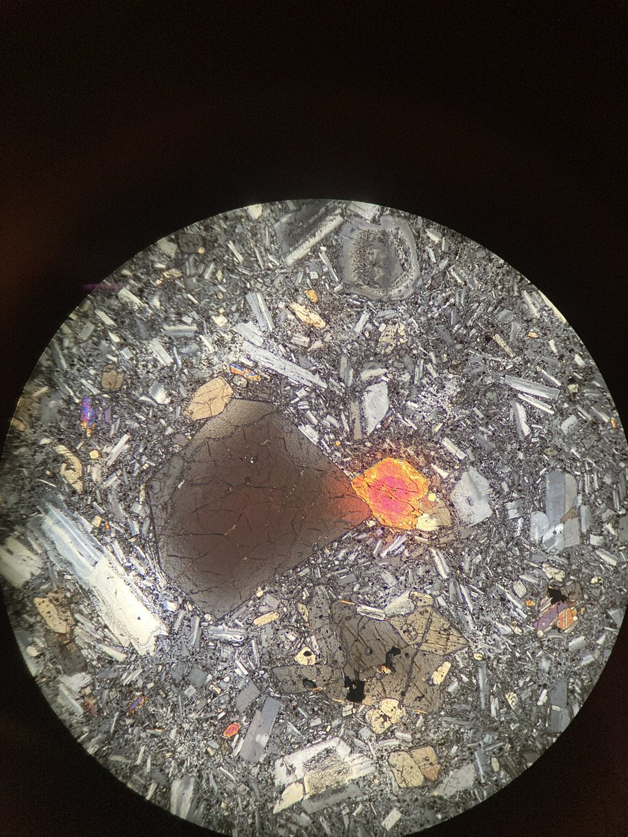 a little bit of petrography posting, as a treat