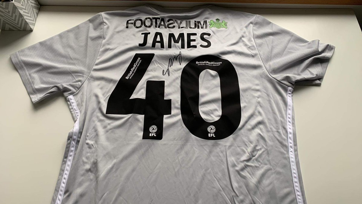 Looking forward to the big things to come from this man next season. Many thanks for the prize <a href="/OfficialECFC/">Exeter City FC</a>, will be worn proudly on the big bank on Saturday #ecfc #utc #SemperFi