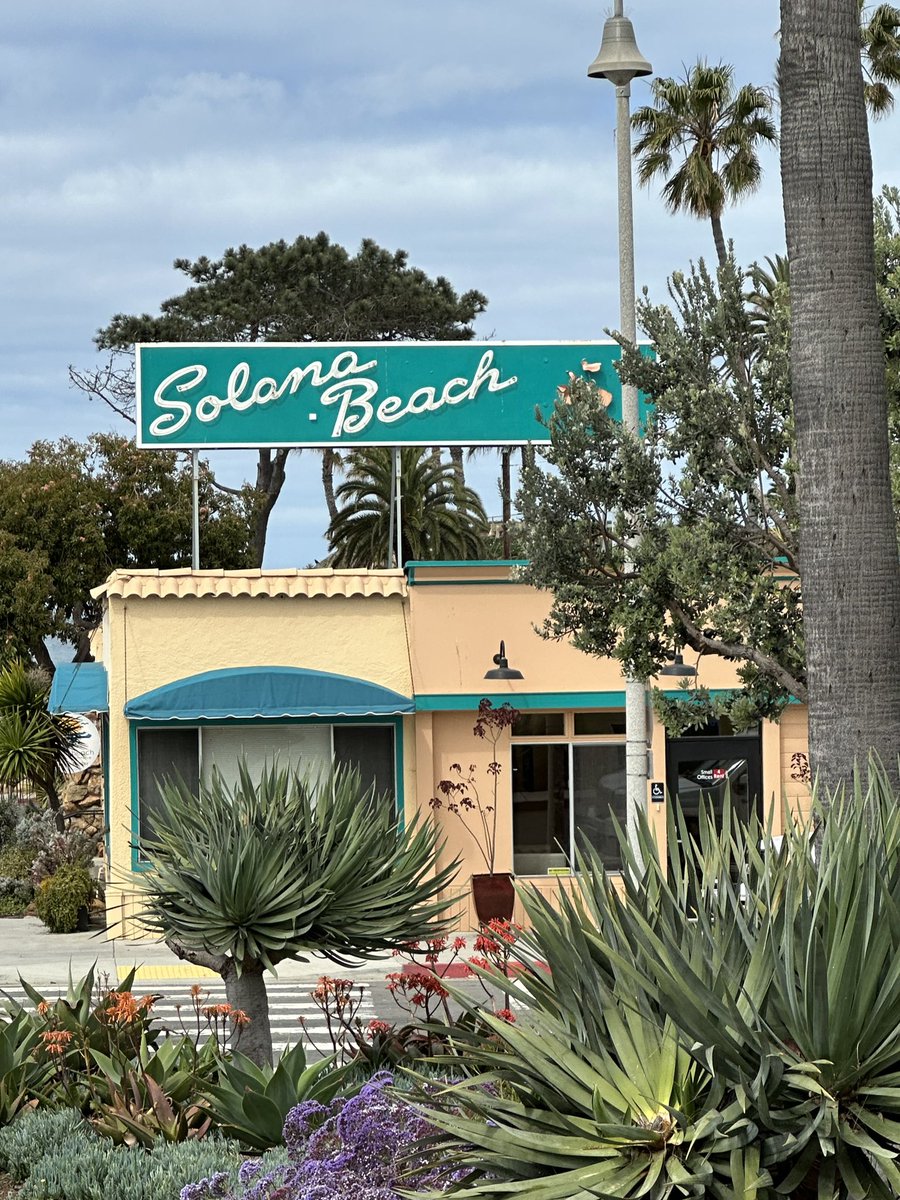 ElSquatchoDos's tweet photo. ๐๐โ๐ฆบ $MYRO Birthday Week ๐โ๐ฆบ๐
DAY 4 - Myroโs Birthday !!!!
1. Today, at Solana Beach, we are hosting a birthday event for @MyroSOL community members and of course the good boy himself, @rajgokal โs dog $MYRO - and we hope you can tune in here. Read this thread for more on what to expectโฆ ๐๐๐ #HappyBirthdayMyro