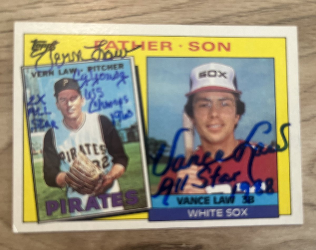 Thanks to former @Pirates Pitcher Vern Law & his son former @whitesox 3B Vance Law for signing my father - son card from @Topps #Topps #TTMSuccess #Hobby #Collect #Autographs #BaseballCard #TTM #TTMAutographs #LetsGoBucs #WhiteSox