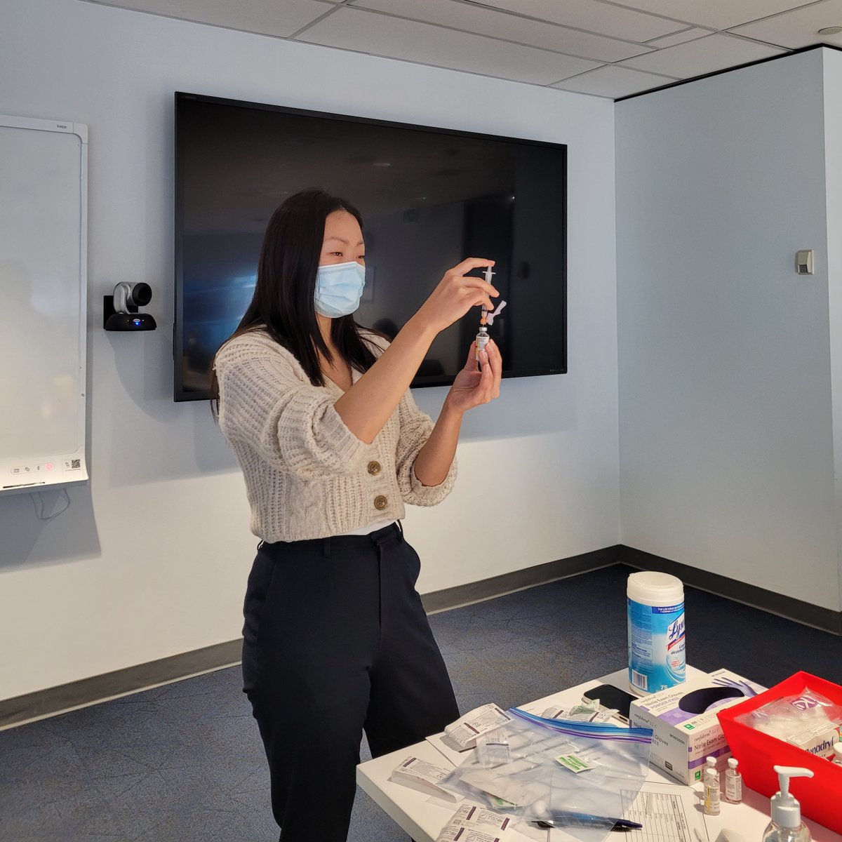 OntPharmacists's tweet photo. These photos capture moments of empowerment and education as pharmacists and pharmacy technicians undergo injection training. By mastering the art of administering injections, they become frontline defenders against various illnesses and promote preventative care. https://t.co/BpNKSDatvn