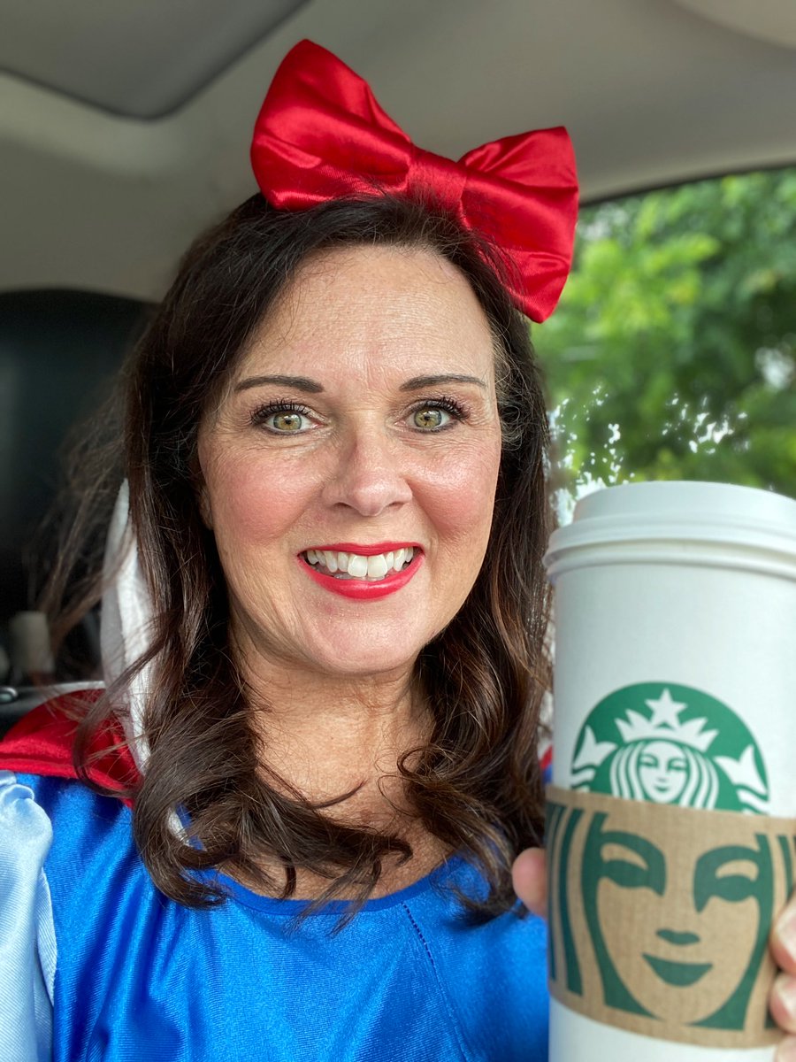 When it’s Disney day at school and a child gives you a Starbucks gift card… Snow White gets a Hot Tea for Lunch. Sweet memories!🥰#AdventureAwaits #ReevesAchieves #ProsperProud