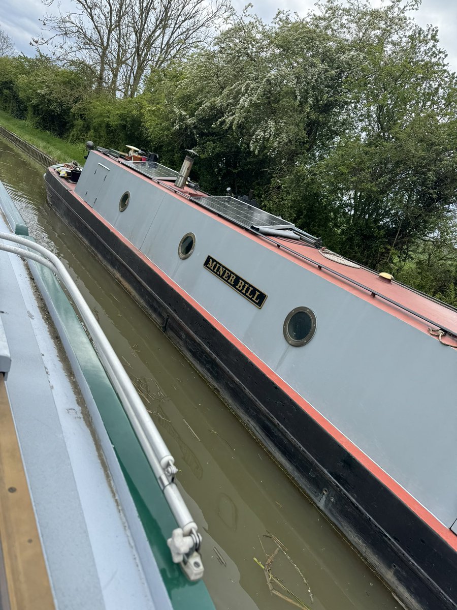 NBArdea's tweet photo. We made it onto the cut! 

I believe we also passed @BoaterNikki @BoaterRalph on NB Miner Bill! 

Time to head to Fradley to catch up with Emma, then onto our First RCTA Market! 🙌 https://t.co/9nOyLZFJ9S