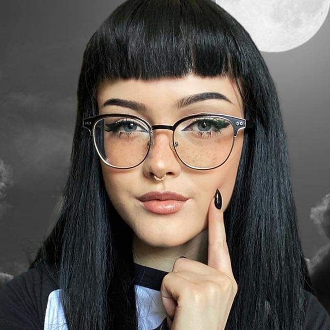 here's your reminder that I've slayed many different hairstyles.🖤 the only reason I've stuck with the<a href="/tag/mvsales"class="tags"><span>#mvsales</span></a>