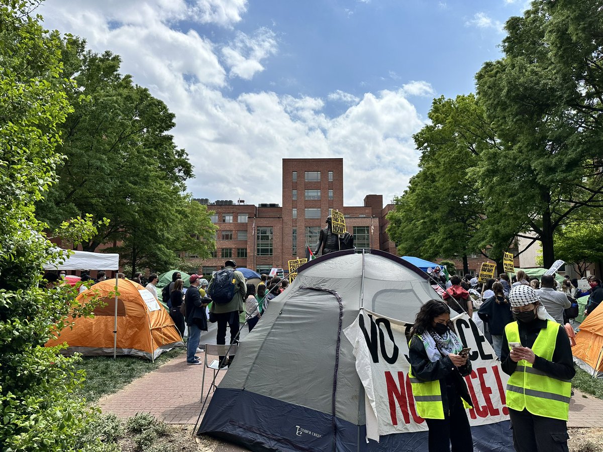 Students from several DC-area universities are gathered on the GWU campus for a protest in support of Palestinians. Things are calm and we haven’t seen clashes w protesters supporting Israel. The University says they have to leave by 7 p.m.