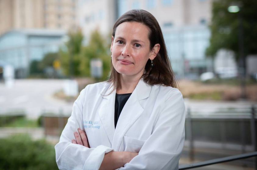 Published in @AGA_CGH, a study led by Anne Peery, MD, and Walker Redd, MD, shows that the prevalence of colorectal cancer is low in most patients with diverticulitis. However, patients with complicated diverticulitis are the exception. ow.ly/vkxk50Ronao