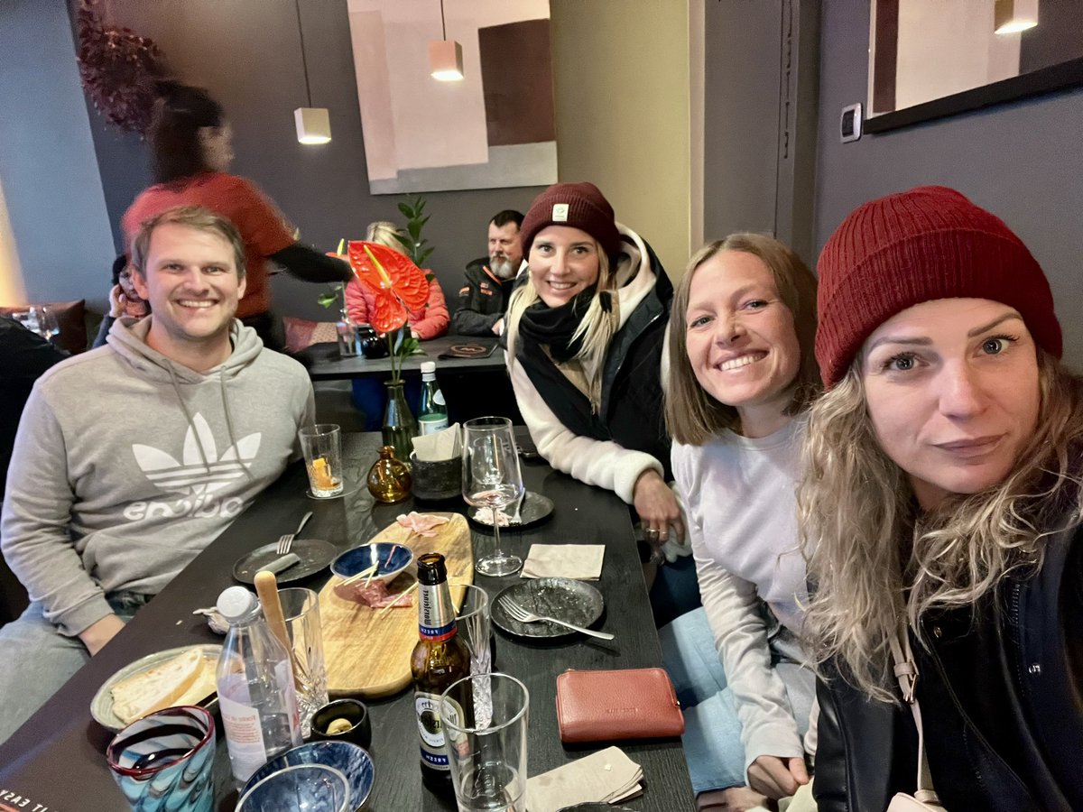 EleonoraRaggi's tweet photo. For the 10th anniversary of @tferriss podcast >> getting together in real life @getriver_io meetup in #torbole #chiararegolini #matthiashelmle #timferriss https://t.co/4SM0aMW5A0