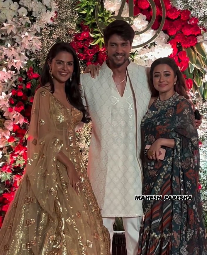 ahneetluvbottt's tweet photo. Bhai yeh dekha dekha sa lag rha hai😭iykyk
By the way my #pritinkit content😍
#PriyAnkit #TinaDutta https://t.co/4yDcuInqWX