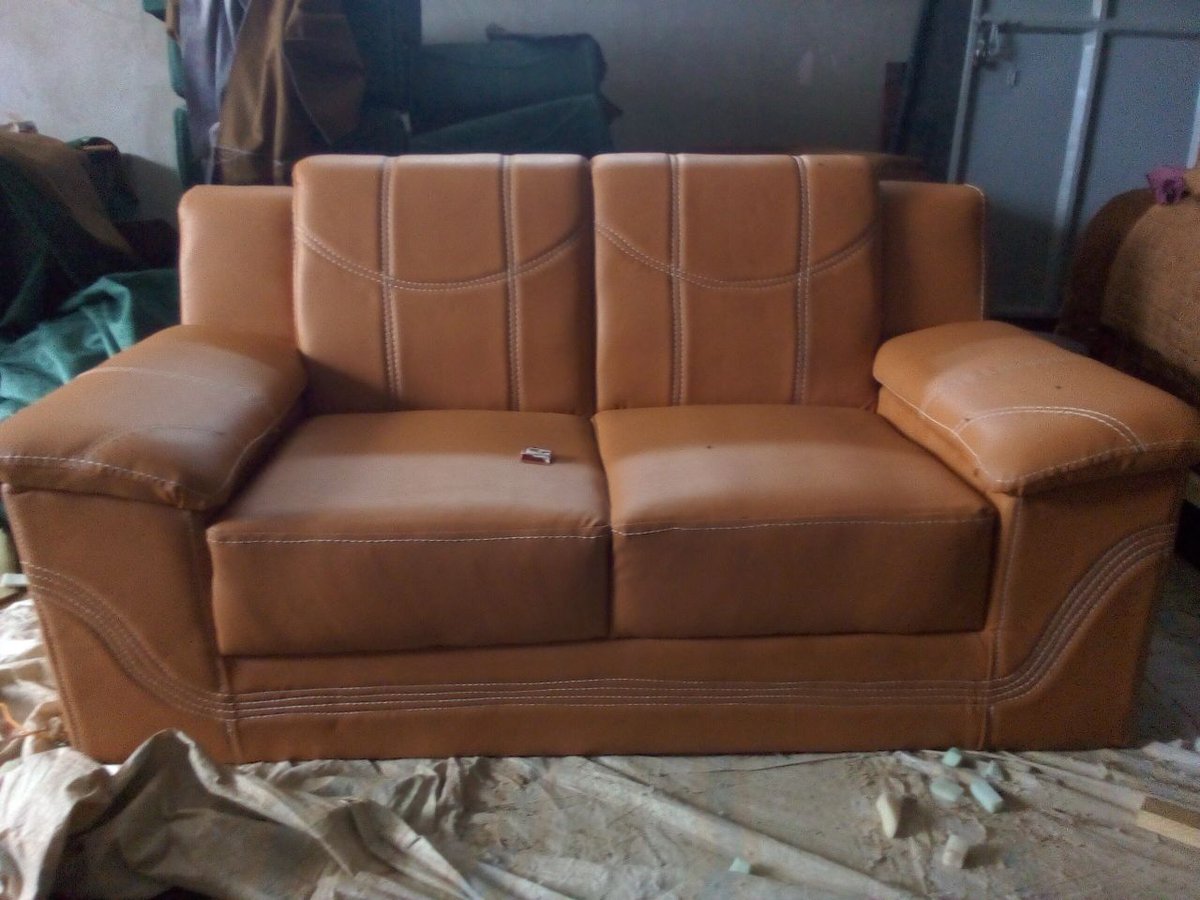saidmohammedcyd's tweet photo. Fundi sofa 0784553843 https://t.co/cLBo4ubLAB
