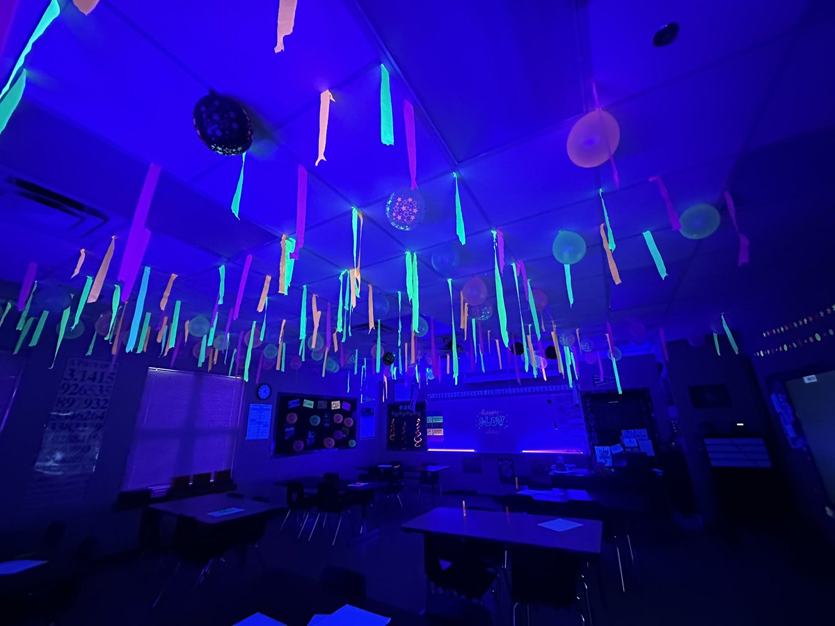 Our Algebra teachers rocked yet another Glow Day review for their upcoming EOC! Students were engaged in solving equations and competition! #SanMarcosCISD <a href="/GoodnightSMCISD/">Goodnight Middle School</a>