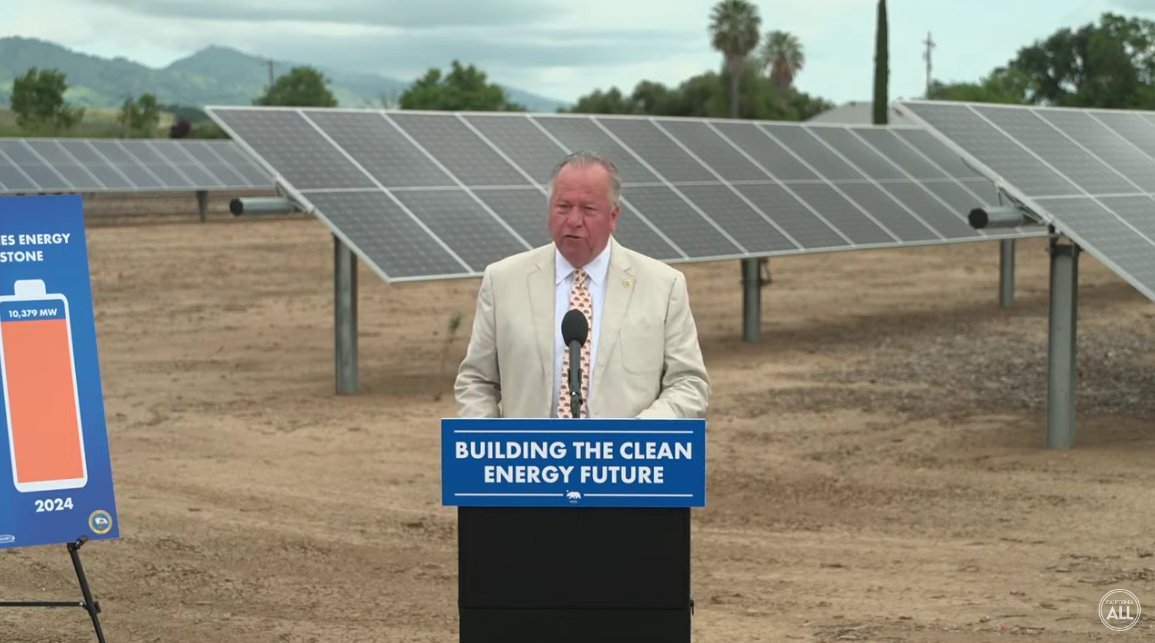 CA Sen @BillDoddCA highlights the state's progress on battery storage, which allows us to keep clean electricity flowing at all times and helps us transition away from fossil fuels. #CleanEnergy