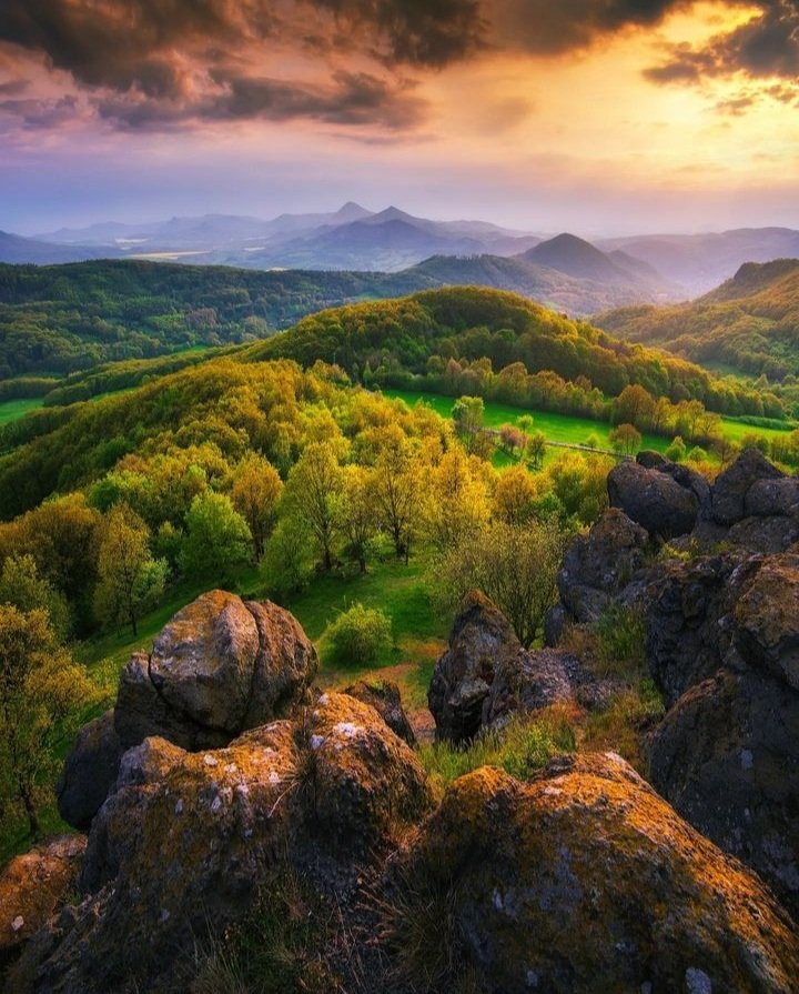 Evening...✨🤎
©️ Boris Michaliček 
 - Czech Central Highlands