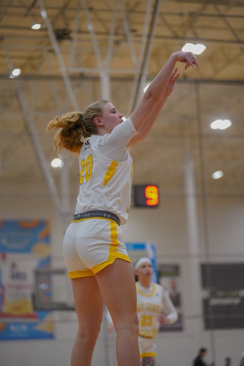 BashHoopsNE's tweet photo. ✍🏾Prospect Notes: 📍Spooky Nook✍🏾
(Subscribers) 

We are on to Day 2 🏀

A few Player 📝’s from Saturdays action⬇️
🔗 https://t.co/DYJ1PyZVEr

▪️@Kaelyn_Carroll 📸
▪️@morganjenkins07 
▪️@bwalk445 
▪️@MariahShue3 
▪️@PoffHarper 
▪️@Bear12Carly 
▪️@NyarahDudley 
▪️@OliviaQuagrello 
▪️@Emily_McD18 
▪️Sydney Mason 

📸: @AnnaKitchphoto