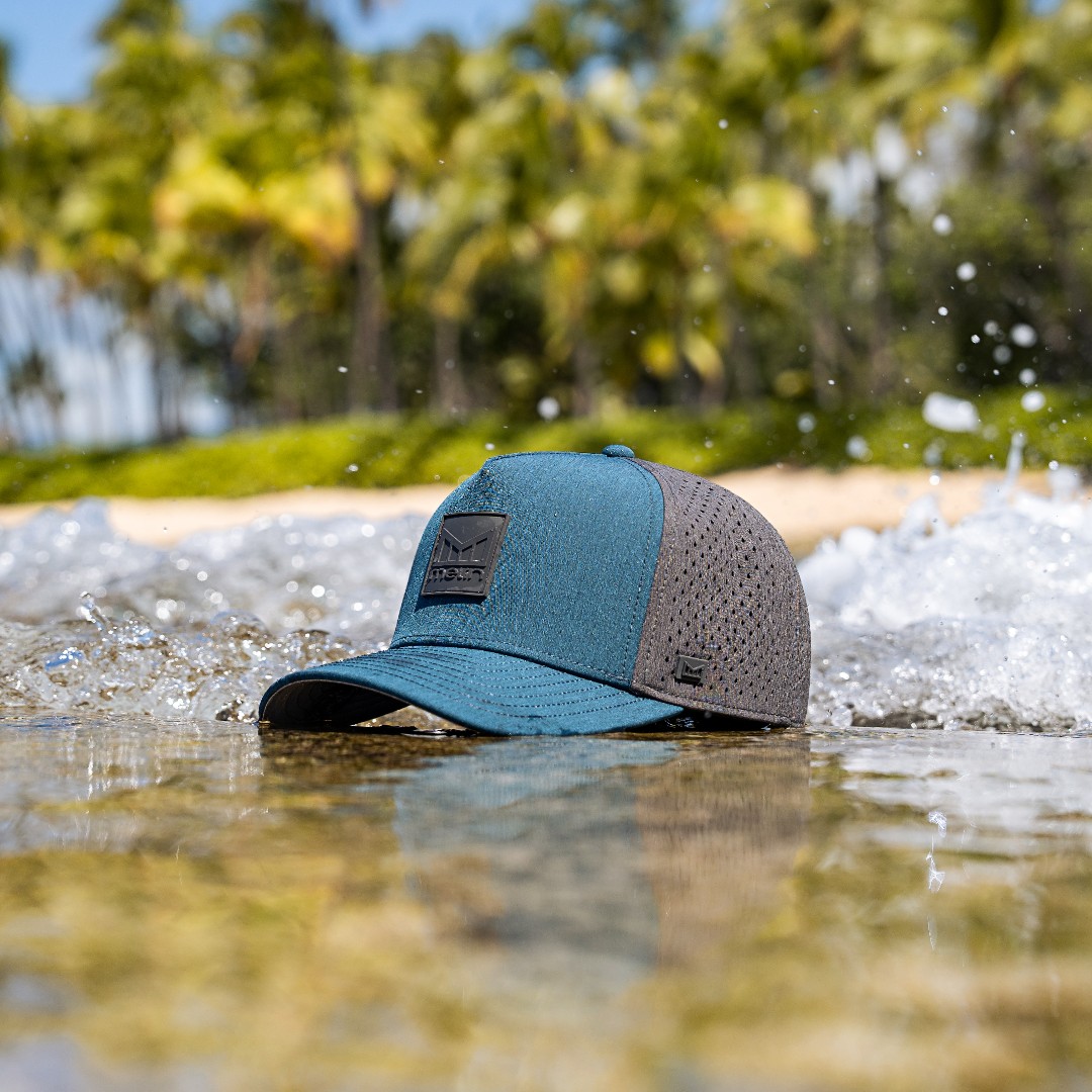 A splash of Summer! Pairing two of our favorite colors for one amazing hat. Shop our newest summer colors: bit.ly/49Cu4Zk #havemorefun #summerhue #newcolor #melin #ocean
