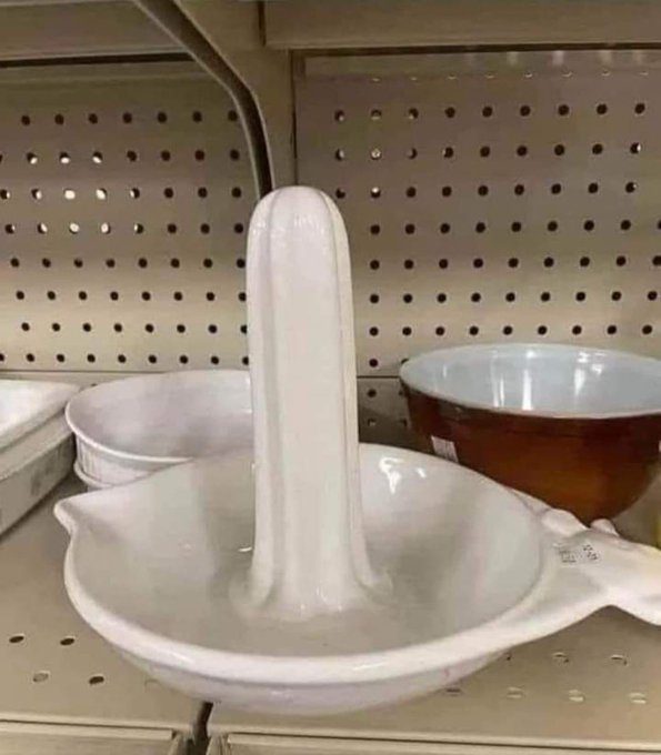 Ummm, she find new toy...'juicer' 😂 https://t.co/3TIcG5yW4W<a href="/tag/classics"class="tags"><span>#classics</span></a>