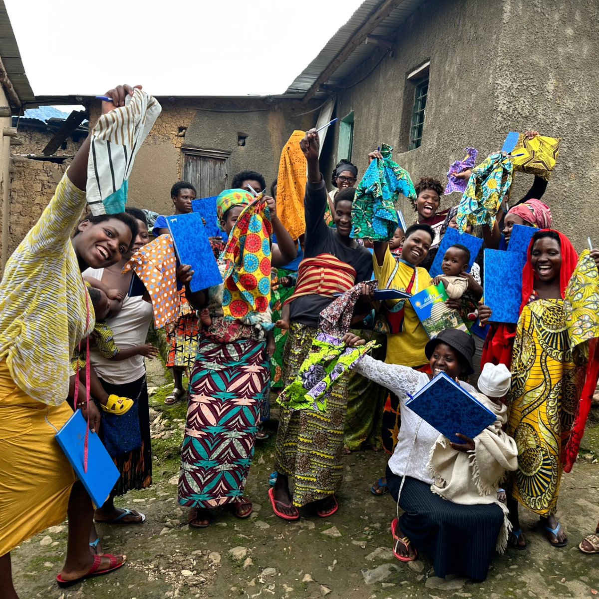 World Connect tweet media